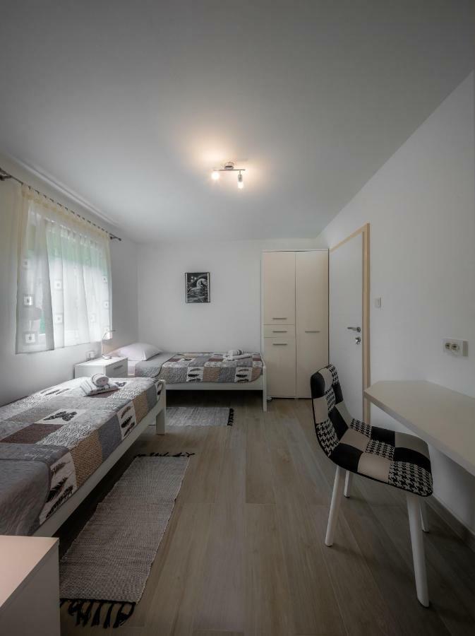 Plitvice Family Apartment Korenica Luaran gambar